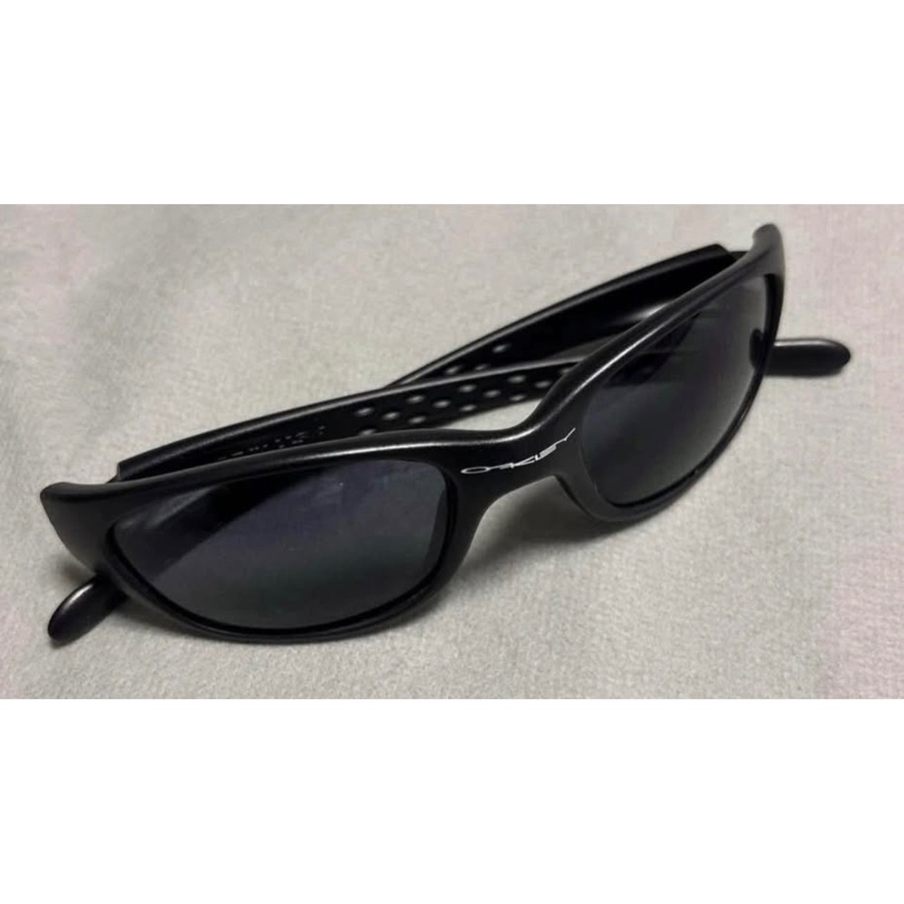 Oakley Fives Men's Sunglasses with Storage Bag, Used, Vintage 2000's - Picture 2 of 9